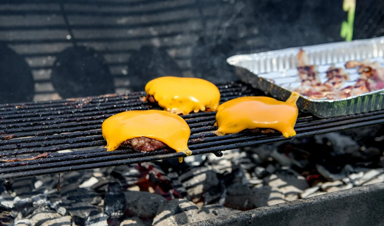 American Sliced Burger Cheese - Image 3